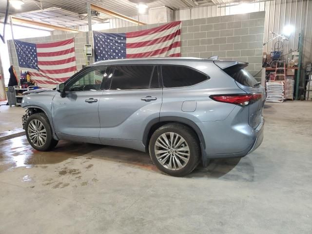 2021 Toyota Highlander Hybrid Platinum