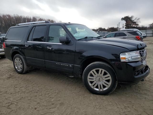 2013 Lincoln Navigator L