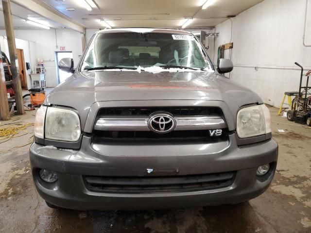 2005 Toyota Sequoia SR5