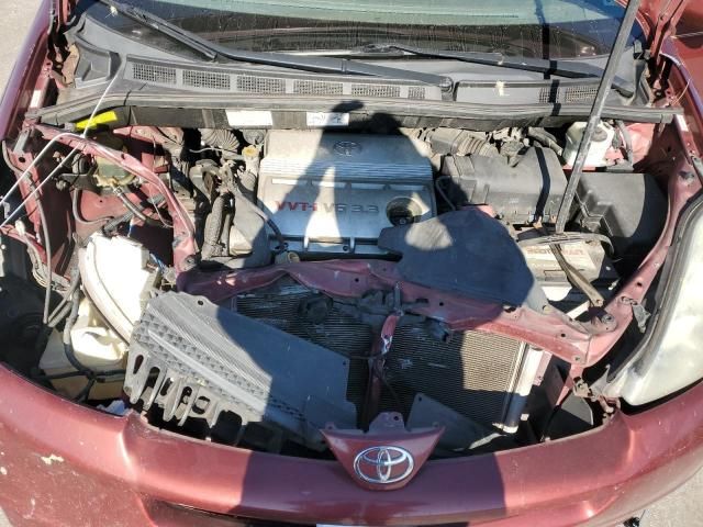 2004 Toyota Sienna XLE