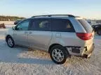 2004 Toyota Sienna XLE