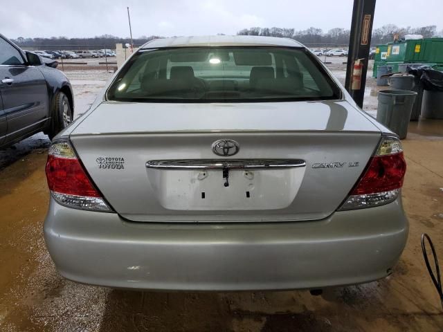 2005 Toyota Camry LE