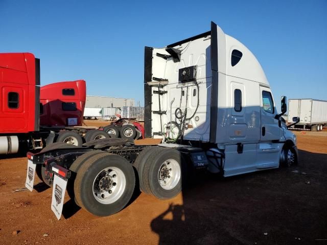 2018 Freightliner Cascadia 126