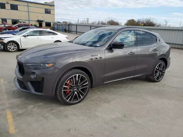 2022 Maserati Levante Modena