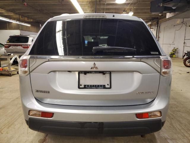 2014 Mitsubishi Outlander SE