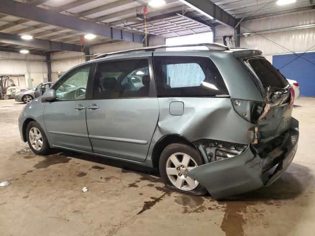 2008 Toyota Sienna XLE