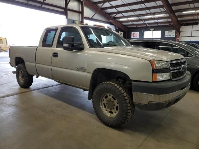 2004 Chevrolet Silverado K2500 Heavy Duty