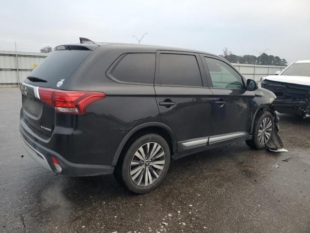 2019 Mitsubishi Outlander SE