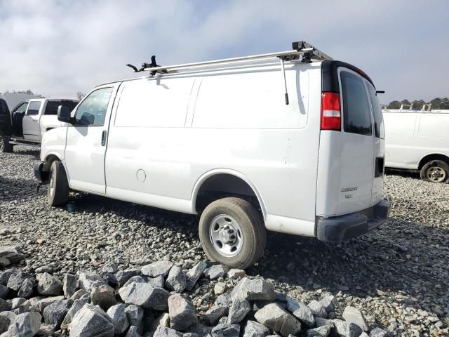 2022 Chevrolet Express G2500