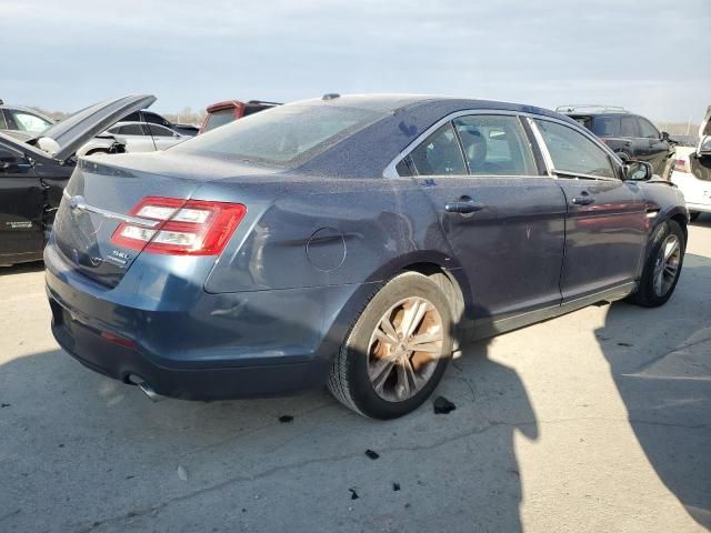 2018 Ford Taurus SEL