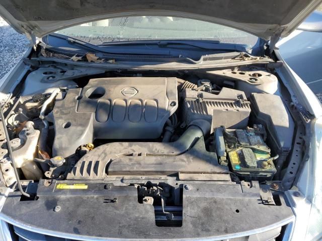 2010 Nissan Altima Base