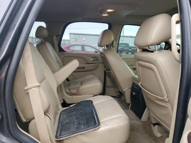 2010 Cadillac Escalade Luxury