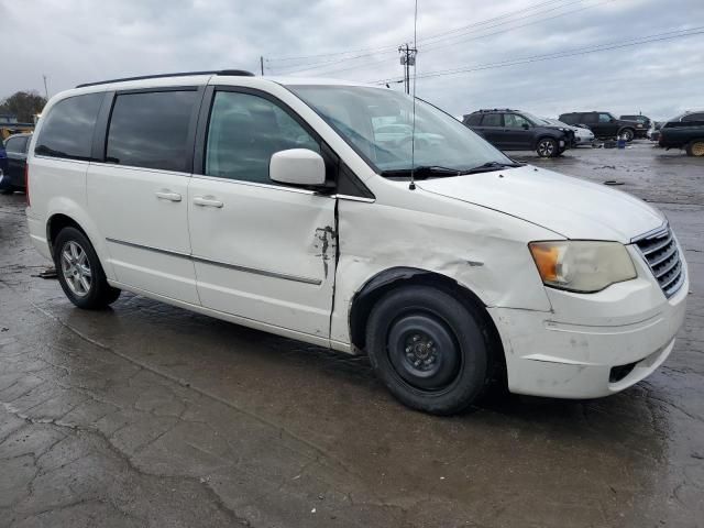 2010 Chrysler Town & Country Touring