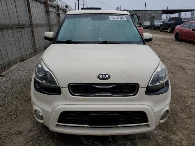 2013 KIA Soul +