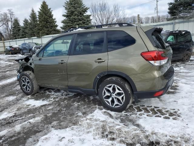 2022 Subaru Forester Premium