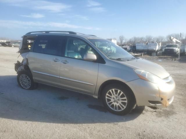 2008 Toyota Sienna XLE