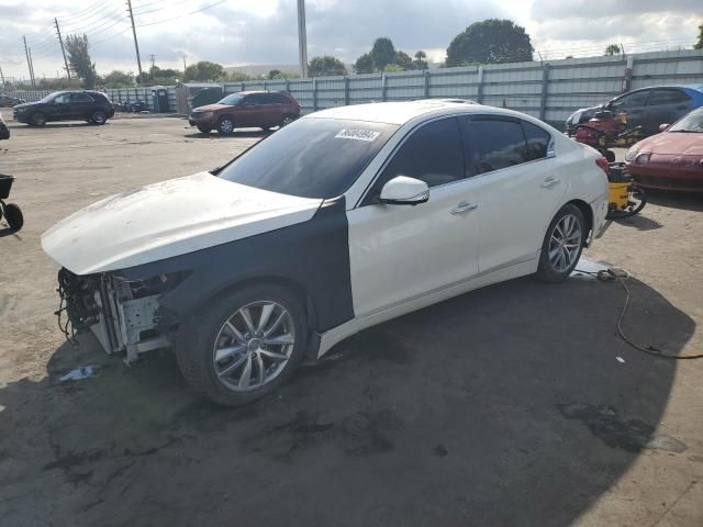 2016 Infiniti Q50 Premium