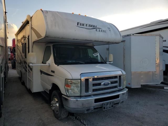 2012 Thor 2012 Ford Econoline E450 Super Duty Cutaway Van