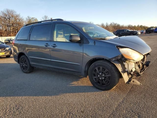 2010 Toyota Sienna CE