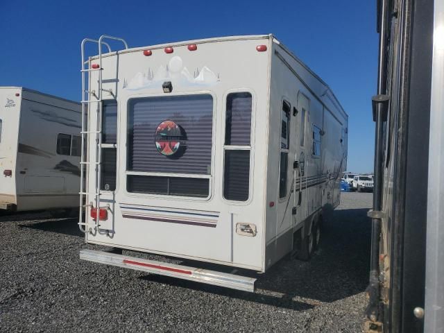 2002 Cedar Creek 5th Wheel