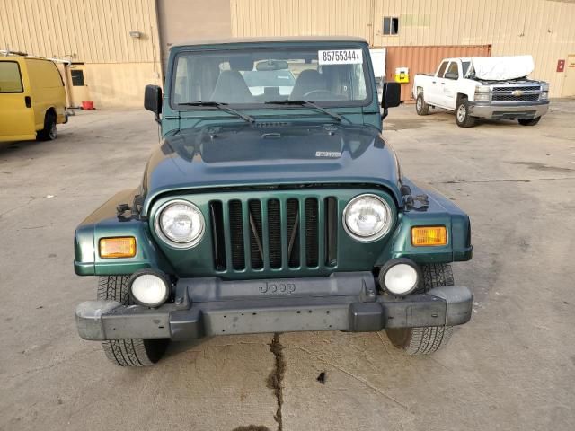 2001 Jeep Wrangler / TJ Sahara