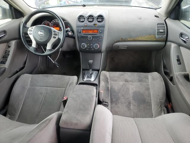 2011 Nissan Altima Base