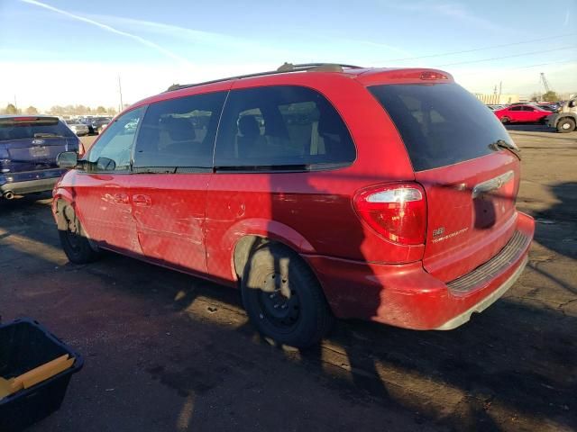 2005 Chrysler Town & Country LX