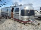 1990 Airstream Travel Trailer