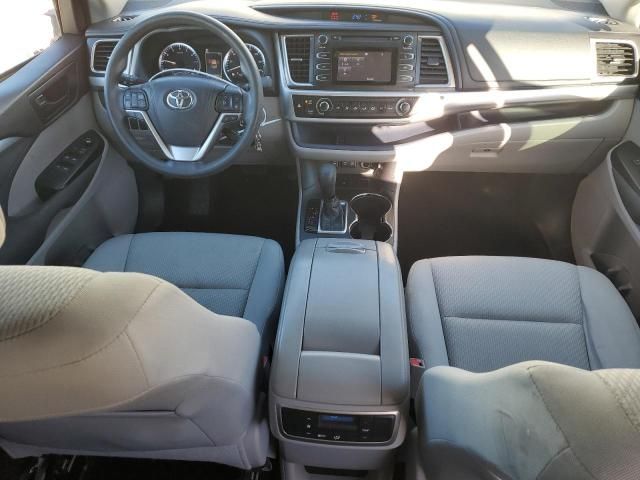 2017 Toyota Highlander LE