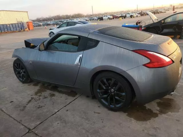 2016 Nissan 370Z Base