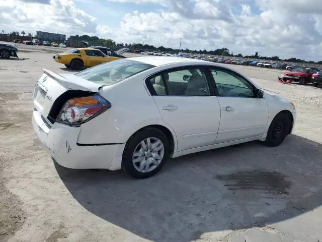 2012 Nissan Altima Base