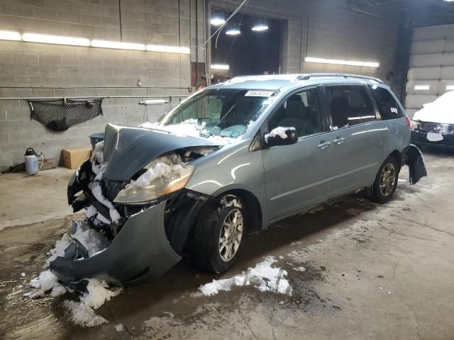 2006 Toyota Sienna LE