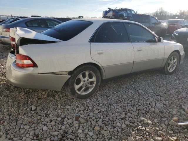 2000 Lexus ES 300