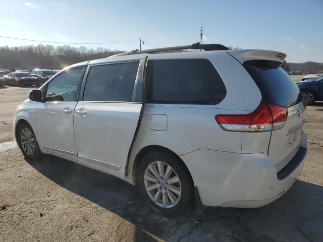 2011 Toyota Sienna XLE