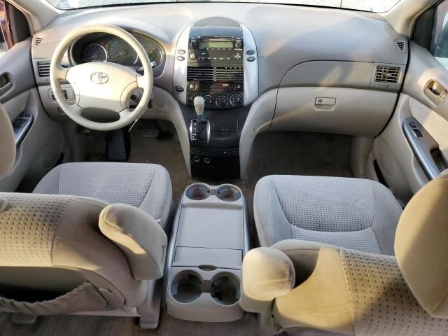 2006 Toyota Sienna CE