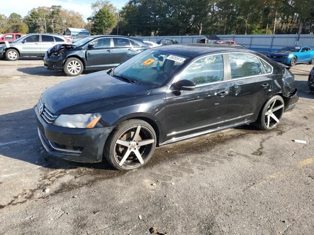 2013 Volkswagen Passat SEL