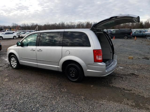 2009 Chrysler Town & Country LX