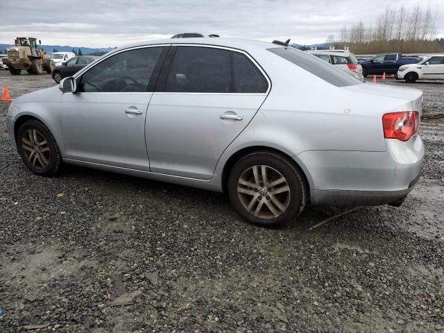 2005 Volkswagen New Jetta 2.5L Option Package 2