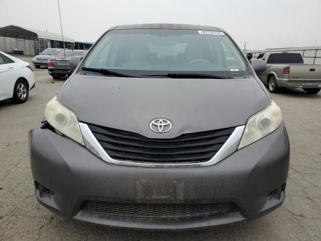 2012 Toyota Sienna LE