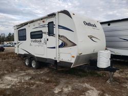 Keystone Outback Vehiculos salvage en venta: 2010 Keystone Outback