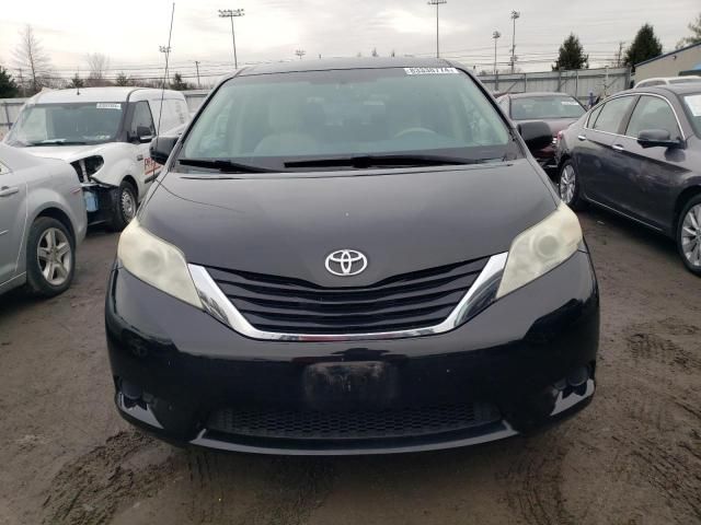 2012 Toyota Sienna LE