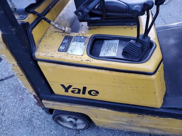 2013 Yale Forklift