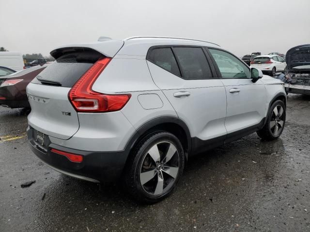 2020 Volvo XC40 T5 Momentum