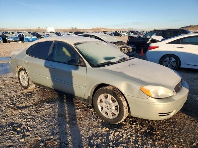 2005 Ford Taurus SE