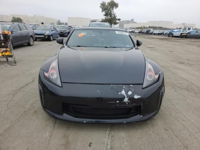 2017 Nissan 370Z Base