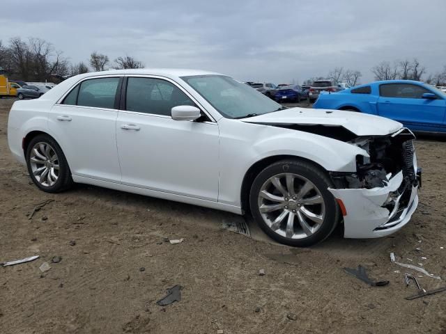 2019 Chrysler 300 Touring