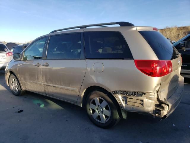 2006 Toyota Sienna CE