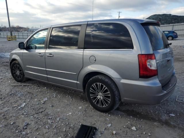 2014 Chrysler Town & Country S