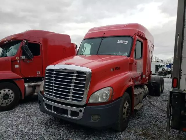 2019 Freightliner Cascadia 125