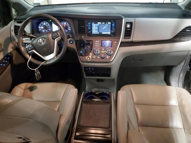 2016 Toyota Sienna XLE